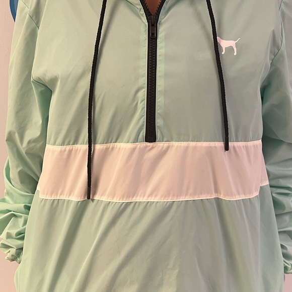 Xs Victoria secret Pink pull over windbreaker - Picture 11 of 14